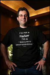 More Quotes by Kevin Mitnick